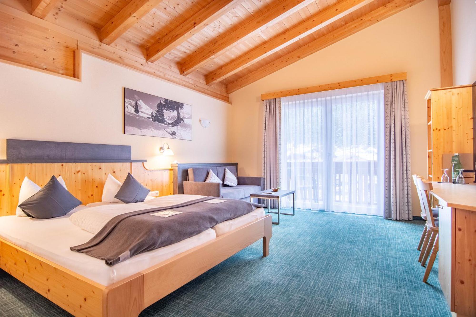 Hotel Garni Alpenhof 4*