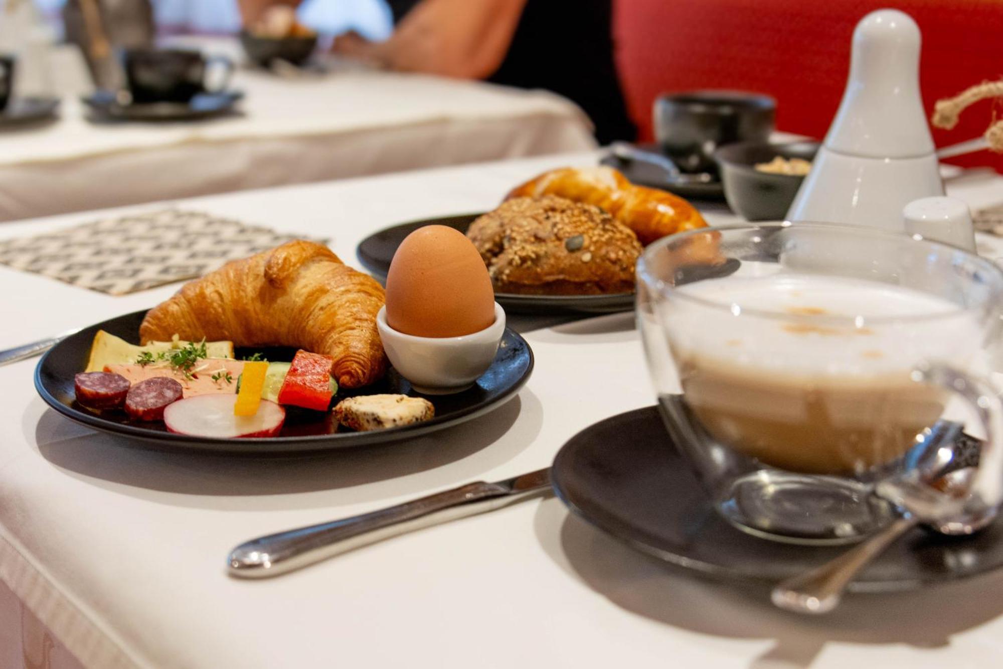 Garni Alpenhof 4*